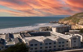 Holiday Inn Express And Suites Pacifica